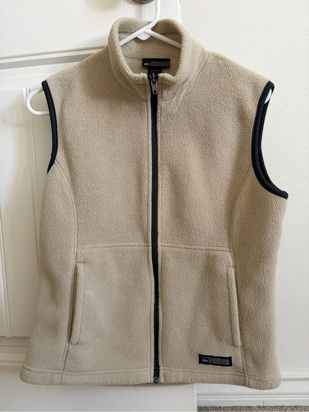REI Cream Fleece Zip-Up Vest